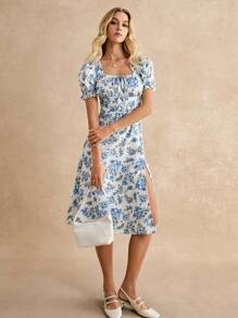 SHEIN Frenchy Floral Print Knot Front Puff Sleeve Split Thigh Milkmaid Dress Summer Vacation Flower Blue Beach - Blue - View 4