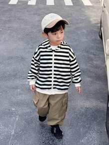 1 Piece Young Boys Casual College Comfortable Fashion Simple Practical Japan And South Korea Relaxed All-Match Soft Comfortable Striped Comfortable Thick Warm Sweatshirt Suitable For Outdoor Play Suitable For Kids Outfits School Back To School Boys Setboys Outfits Daily Suitable For School Suitable For Travel Suitable For Sports Suitable For Autumn And Winter - Black and White - View 4