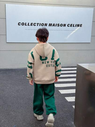SHEIN Tween Boy 休闲韩版超大字母图案连帽衫和松紧腰裤套装，适合秋春季户外玩耍、学校、街头时尚、派对和居家休闲