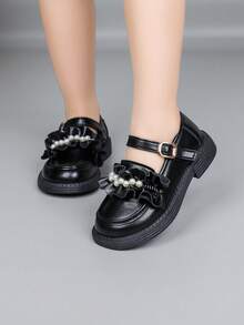 1 双时尚新款儿童平底鞋女童春秋平底鞋圆头钩环户外珍珠公主鞋，适合休闲穿着 - 黑色 - 查看 2