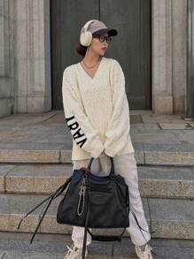 FRIFUL Women Letter Pattern Drop Shoulder Oversized Sweater, Casual Autumn/Winter