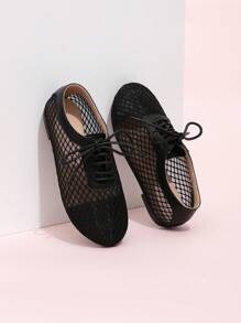 1 Pair Fashionable & Versatile Mesh Breathable Flat Shoes For Kids - Black - View 1