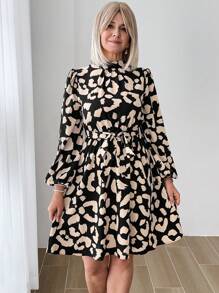 SHEIN LUNE 黑色中长连衣裙、女士黑色返校节连衣裙、女士服装、机场女士服装、万圣节服装、有袖连衣裙、黑色长袖连衣裙、秋季 S、豹纹、秋季服装、动物印花连衣裙、派对女士连衣裙、秋季连衣裙、豹纹冬装、秋季女士服装 - 彩色 - 查看 5