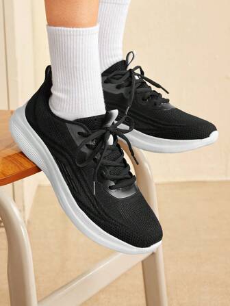 CUCCOO EASI Women's Mesh Comfortable Running Sneakers Black For Christmas And New Year Holiday Vibe Fall And Winter