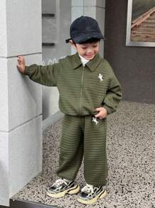 Bộ 2 món đồ thời trang giải trí cho bé trai đại học thoải mái đơn giản thiết thực Nhật Bản và Hàn Quốc thoải mái phù hợp với mọi phong cách mềm mại thoải mái với vải họa tiết áo khoác ve dày thoải mái và quần dài phù hợp cho vui chơi ngoài trời phù hợp với trẻ em trang phục đi học trở lại trường bộ đồ cho bé trai trang phục hàng ngày phù hợp cho trường học phù hợp cho du lịch phù hợp cho thể thao phù hợp cho mùa thu và mùa đông - xanh quân đội - Xem 8