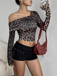Flirla Casual Leopard Print Knit Shoulder & Waist Ruched Foldover Collar Long Sleeve T-Shirt Top Graphic Cheetah Print Tees Women Tops For Spring Outfit