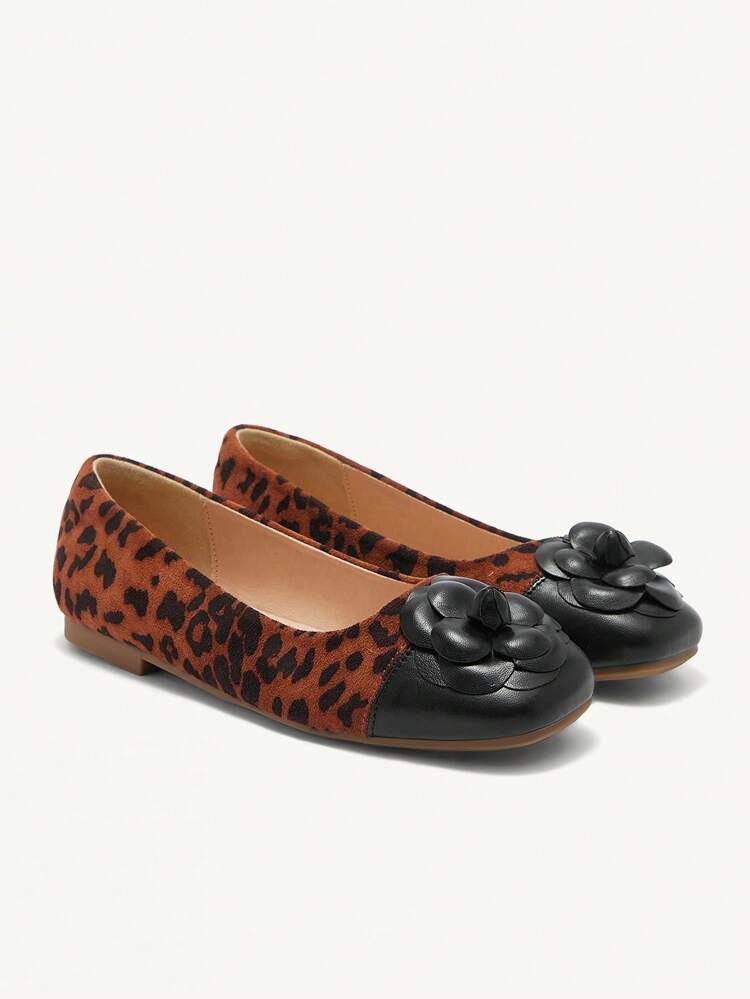 CUCCOO CHICEST 1Pair Round Toe Comfortable Splicing Flower Decor Women Flat Shoes New Year Holiday Valentines