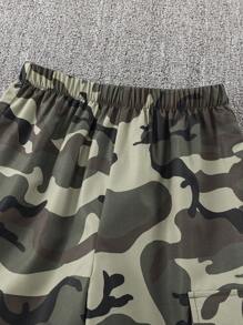 SHEIN Leap Crew 2 件套儿童/青少年男孩休闲迷彩印花和纯色贴袋宽松抽绳裤，2 件套，适合学校、花园、海滩、生日派对、春季、夏季、秋季、冬季 - 彩色 - 查看 3