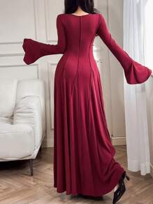 Feyla Women's Solid Color V-Neck Bell Sleeve Hoop Connection Elegant Dress - Burgundy - View 6