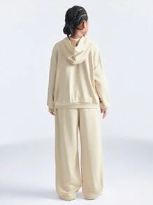 SHEIN 万圣节女孩秋冬黑色哥特式垃圾连帽运动衫和裤子两件套印花图案 - 杏色 - 查看 5