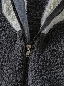 SHEIN Baby Boys' Colorblock Cartoon Cute 3D Ear Embroidery Plush Warm Hooded Romper, Autumn/Winter