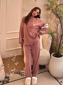 SHEIN Leap Crew Teen Girl 2pcs Cute Bear Decor Contrast Color Raglan Sleeve Loose Crew Neck Long Sleeve Top And Pants Soft Brushed Pajama Set, Casual Homewear Loungewear