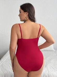SHEIN Privé Plus Size Elegant Commuter Workplace Intelligent High-End Venue Refined Afternoon Tea Slightly Sexy Date Music Concert Party Christmas Dark Red Camisole Lace Splice Front Middle Pleats Holiday; New Year; Party; Elegant Office Fairy Bodysuit - Red - View 3