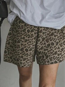 DAZY 女式弹力腰直筒豹纹短裤，适合所有季节秋季 - 卡其色 - 查看 1