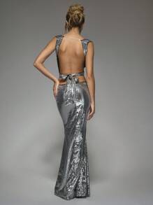 MISSGUIDED Y2K Futuristic Sequin Cowl Neck Bow Detail Backless Flare Hem Maxi Dress For Party - Silver - View 2