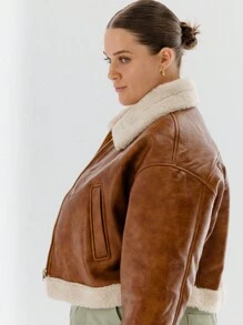 Aralina Chaqueta de aviador vintage con forma curva de piel artificial marrón forrada de borreguillo - Gris - Ver 3