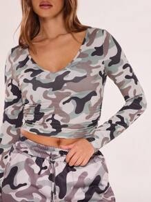 MUSERA Top de manga larga con cuello en V y estampado de camuflaje, casual para verano y primavera - Verde militar - Ver 4