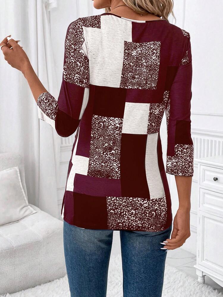 Women's Black Cat Graphic T-Shirt