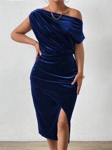 SHEIN Clasi 加大码纯色斜肩短袖休闲褶皱连衣裙长款女装 - 藍色 - 查看 5