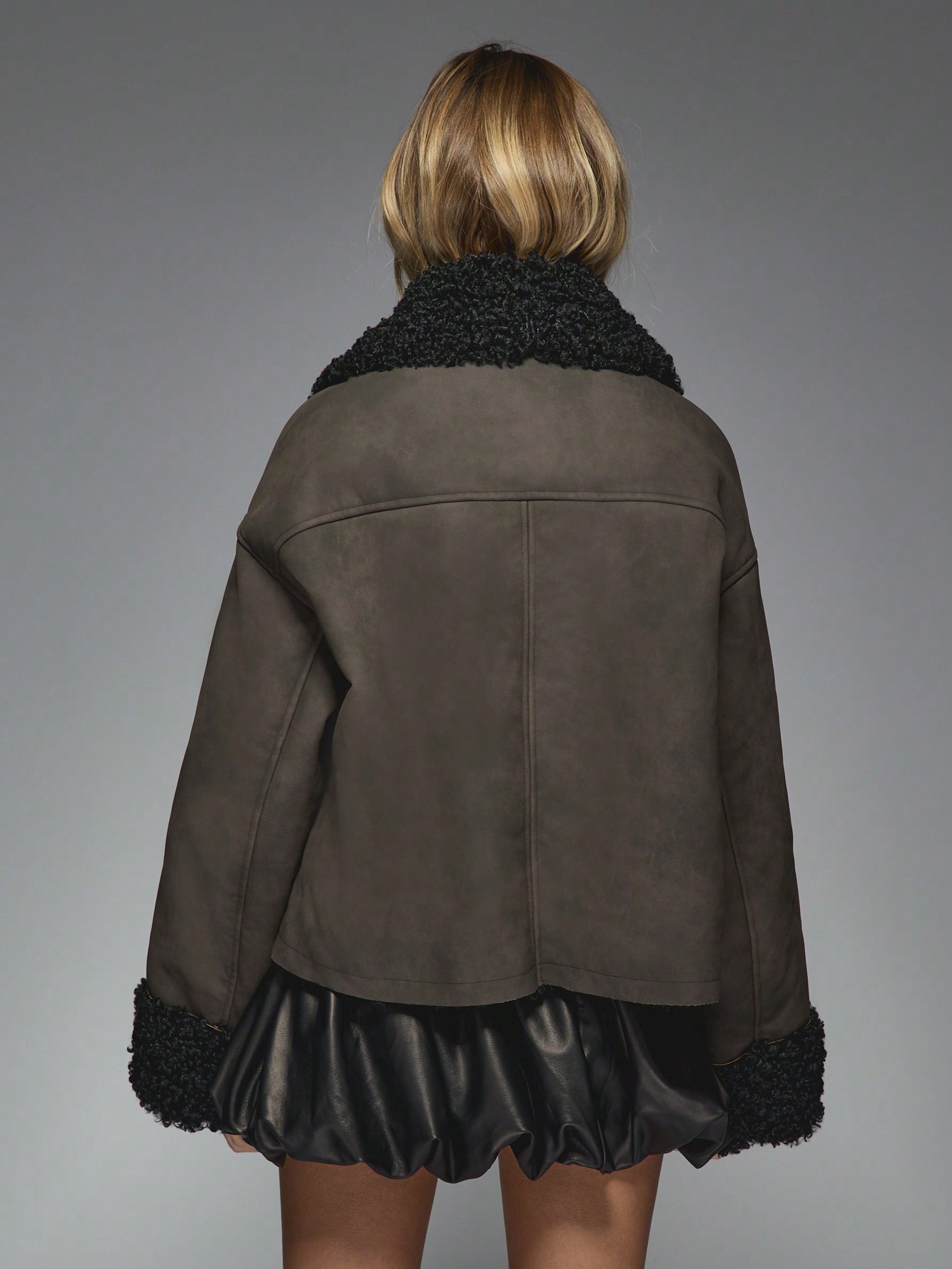 MISSGUIDED オーバーサイズシアリングフェイクファーコート｜MISSGUIDED