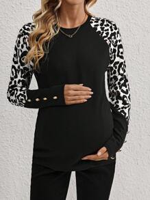 SHEIN Maternity Leopard Print Raglan Sleeve Button Detail Tee - White - View 3