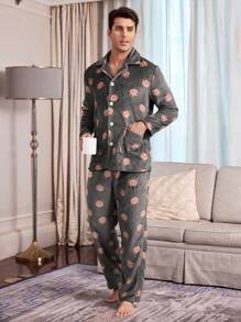 CoupledUp Conjunto de pijama para hombre de manga larga con estampado de oso y pantalones, con cuello abierto y de felpa