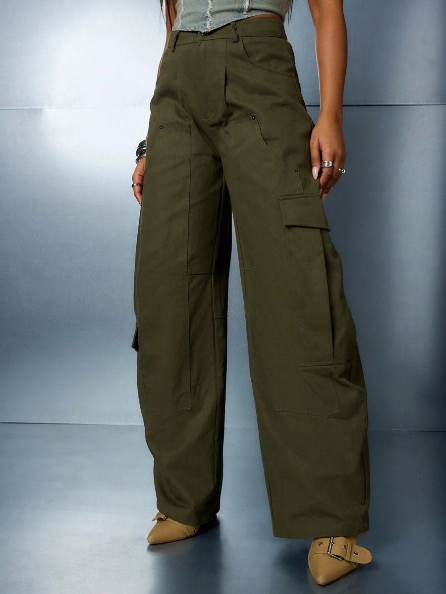 SUMWON WOMEN Skater Fit Wide Leg Cargo Pants - Army Green - View 1
