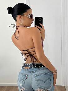 SHEIN ICON Y2k 性感派对外出 PU 皮革露背上衣，带露背设计和环形装饰 - 酒紅色 - 查看 2