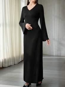 Modelyn Vestido ajustado de midi/largo con mangas acampanadas en punto texturizado negro para mujer, vestido largo de noche para mujer - Negro - Ver 2
