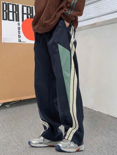 SHEIN 1件装男童休闲学院风舒适时尚简约百搭柔软宽松直筒运动裤，侧边撞色拼接，适合开学第一天、返校季、日常穿着、上学、旅行、运动，春夏秋冬皆宜。