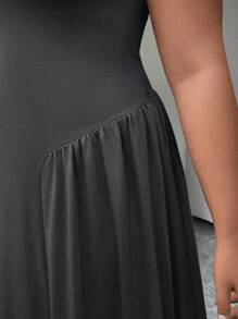 SHEIN Unity 大码女式高领无袖弹力修身休闲连衣裙 - 灰色 - 查看 5