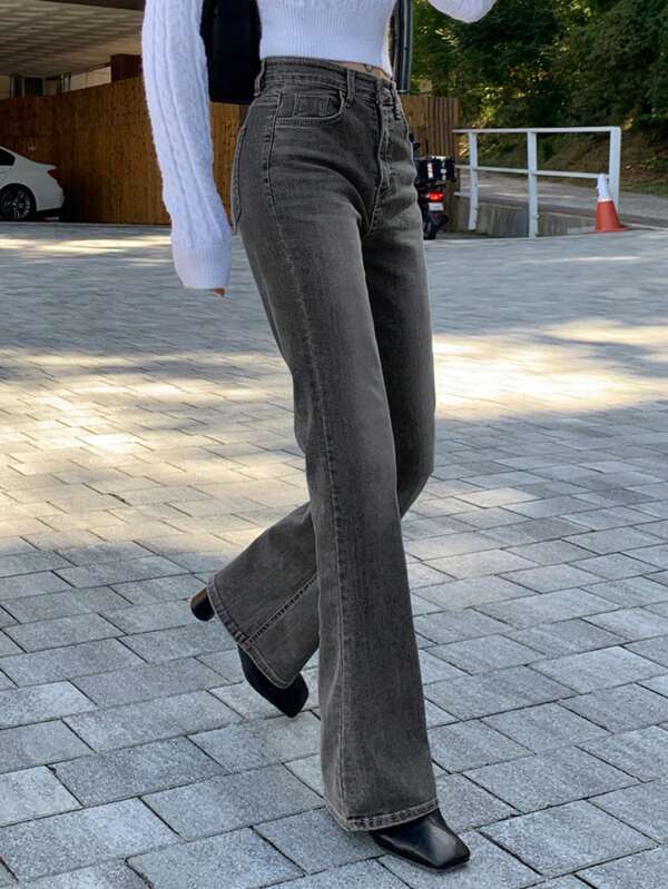 DAZY Women's Solid Color Pocket Casual Straight Leg Jeans