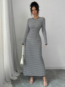 Elenzga Robe longue en tricot décontractée élégante avec décolleté rond et dos en V avec nœud pour femme - Noir et Blanc - Voir 4