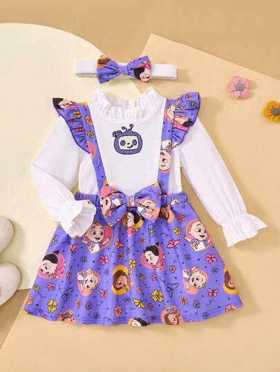 CoComelon X SHEIN Baby Girl Floral, Butterfly, Hearts & Cartoon Character All Over Print Ruffle Trim Short Cap Sleeve Pinafore Dress & Frill Mock Neck Flutter Sleeve Top In Purple