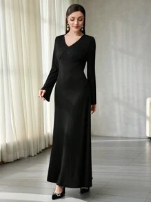 Modelyn Vestido ajustado de midi/largo con mangas acampanadas en punto texturizado negro para mujer, vestido largo de noche para mujer - Negro - Ver 1