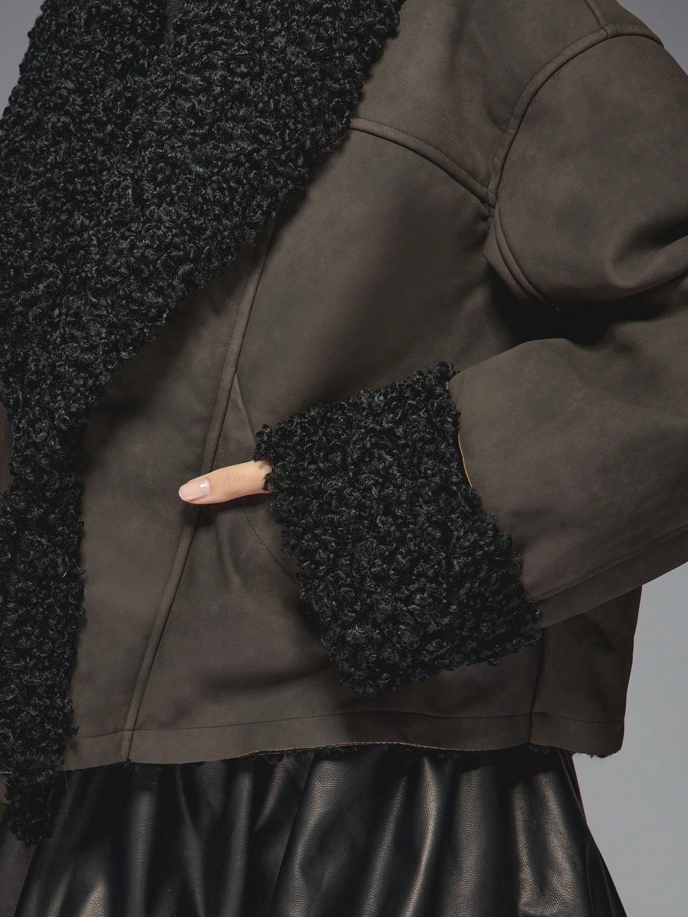 MISSGUIDED オーバーサイズシアリングフェイクファーコート｜MISSGUIDED