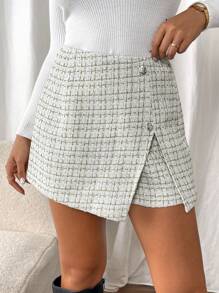 SHEIN Frenchy Shorts elegantes de trabajo con botones y estampado a cuadros para mujer