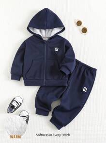 Cozy Pixies Set de 2 piezas de chaqueta con capucha suave de punto con estampado de letras y pantalón de chándal para bebé niño