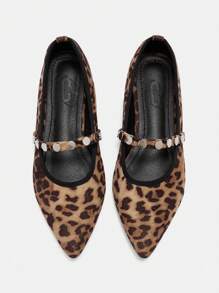 CUCCOO CURVES Plus Wide-Width White Buckle Flat Shoes, Fashionable For All Seasons For Christmas And New Year Holiday Vibe Fall And Winter