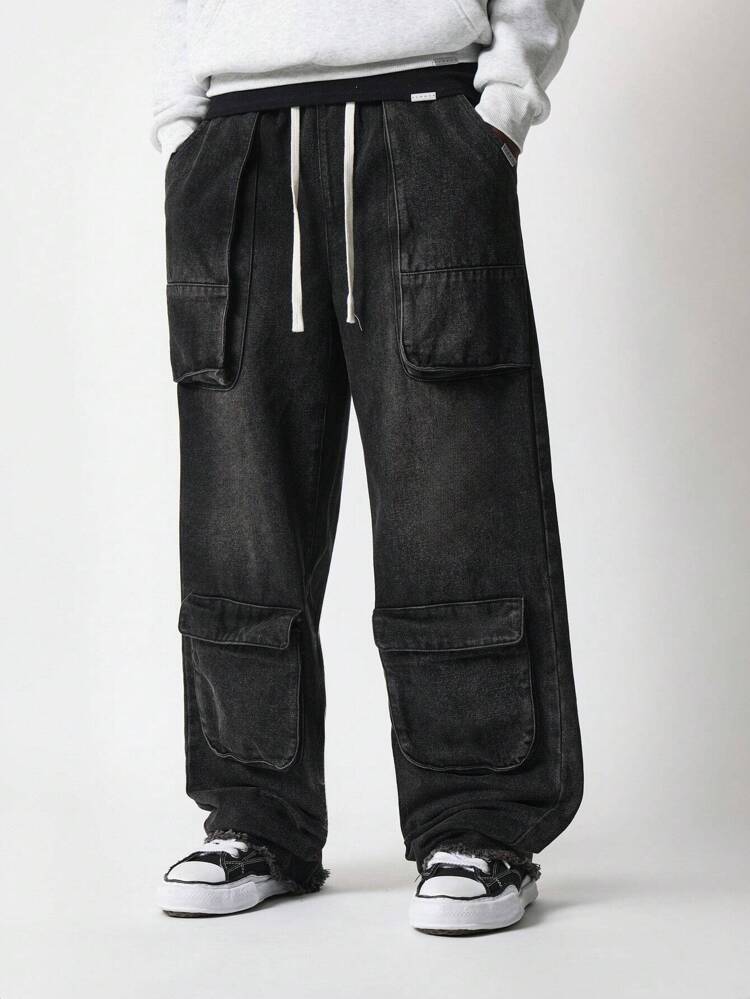 Jean cargo ample en denim avec plusieurs poches
