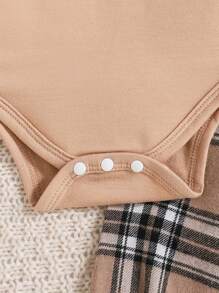 男婴休闲时尚格子领长袖连体衣和长裤套装（2件套），适合秋冬季穿着 - 卡其色 - 查看 3