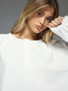 MISSGUIDED Áo thun oversize tay dài viền thô cài nút phía trước - trắng - Xem 3