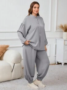 Set de 2 piezas para mujer de talla grande con top de manga larga con botones delanteros y pantalones de unicolor, de estilo minimalista