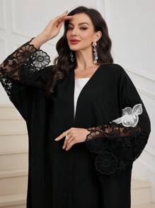 Al Najma 女式宽松阿拉伯长袍，带蕾丝袖口拼布和刺绣装饰，休闲敞开式适度长袖阿拉伯长袍，适合日常休闲/派对 - 黑色 - 查看 5