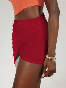 GAUTII 设计师女士纯色性感高腰褶皱迷你裙，适合假期、派对、节日 - 酒紅色 - 查看 3