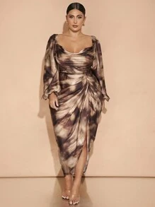 SHEIN BAE Robe de fête élégante, sexy et asymétrique avec col drapé, froncée à l'ourlet, fente et manches longues. Imprimé floral vert en satin pour les grandes tailles. Idéal pour les fêtes d'automne, d'hiver et d'Halloween.
