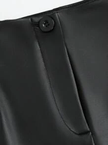 Sweetra 垂褶领口背心和直筒 PU 裤套装