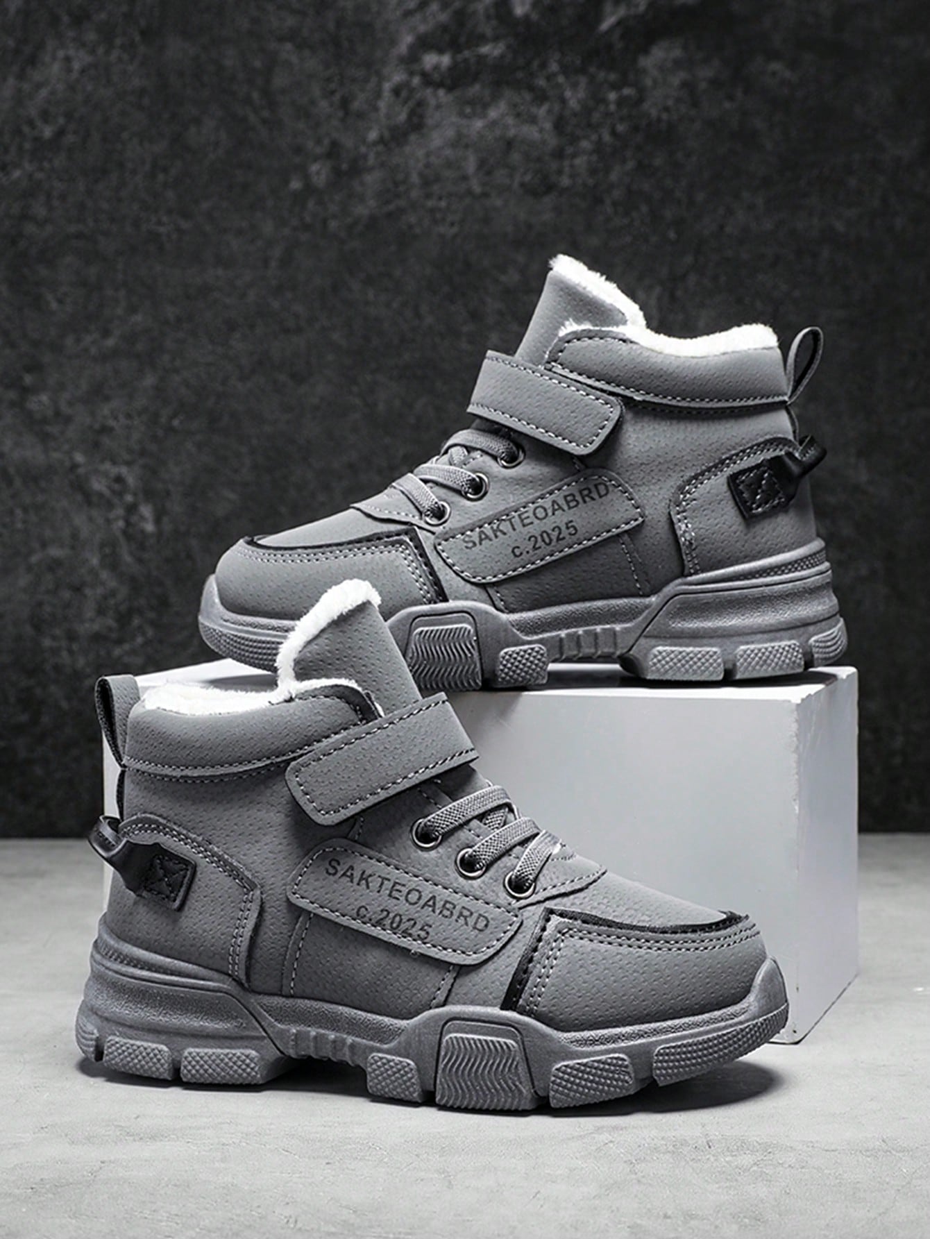 بوت أطفال كاجوال مبطن حراريًا شتوي.