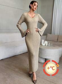 SHEIN Privé 女式卡其色 V 领喇叭袖长款毛衣连衣裙