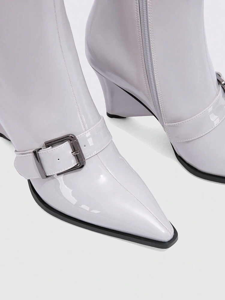 CUCCOO SZL Botas a media pantorrilla de alta calidad con botones decorativos, de punta afilada, tacón único, sexy y elegantes, versátiles para las cuatro estaciones, de moda, para mujer, con vibra navideña y de año nuevo, para otoño e invierno